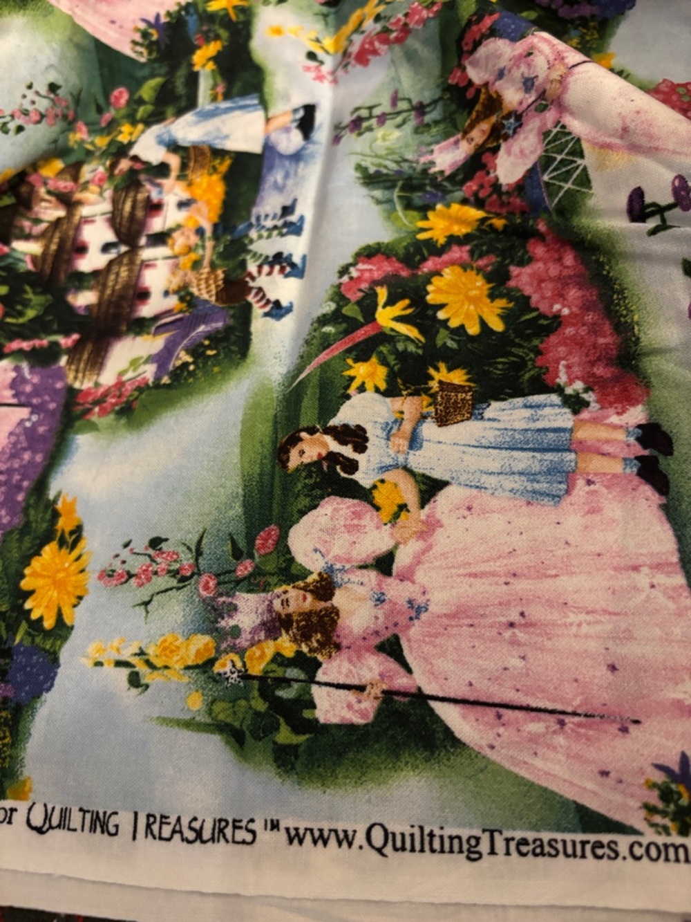 1+ yards Quilting Treasures Wizard of Oz cotton Judy Garland Vintage kids Fabric - Picture 4 of 6